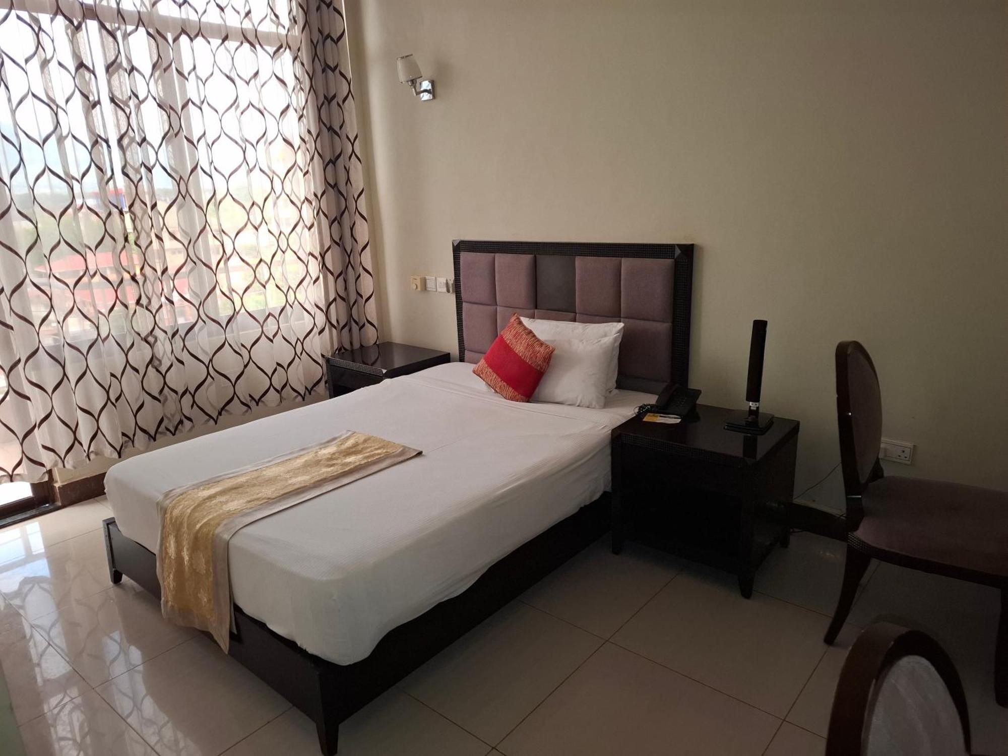 Flomi Hotel Morogoro Bagian luar foto